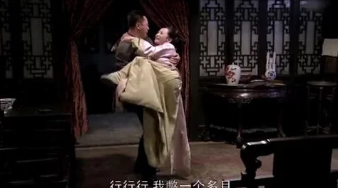 女特务还是黄花大闺女：在谍战与青春之间的选择与挣扎，谁才是真正的赢家？