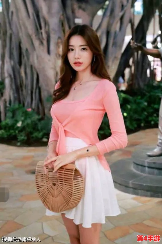 尤果美女:展现时尚魅力与青春活力的完美结合,带你领略潮流新风尚 尤果美女:展现时尚魅力与青春活力的完美结合,带你领略潮流新风尚