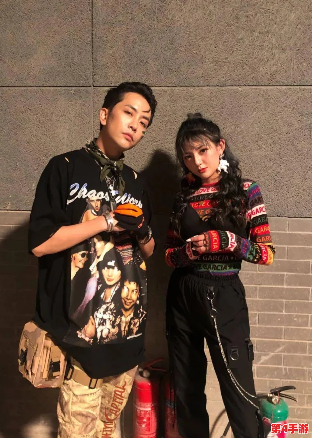 十八岁新疆女RAPPER：沙漠玫瑰绽放，用韵律点燃西域之夜