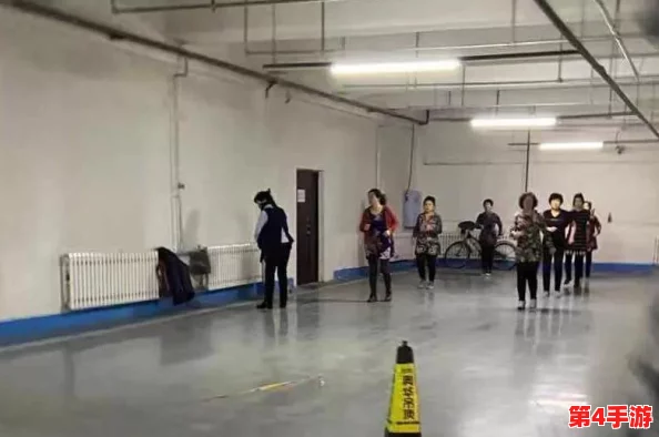 专找老阿姨的精神小伙儿：独具慧眼，耐心细致，深受好评