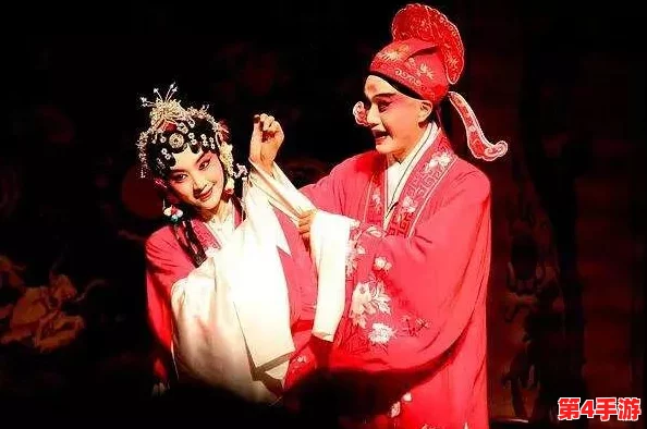 “桃花扇1v2”：探索戏剧深度与人性对峙的独特魅力，如何在古典与现代中找到共鸣？