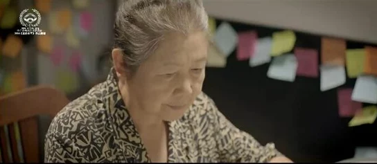老太婆乱春性BBA，这部作品引发了大量观众的热烈讨论和不同反响，值得一看与否令人唏嘘