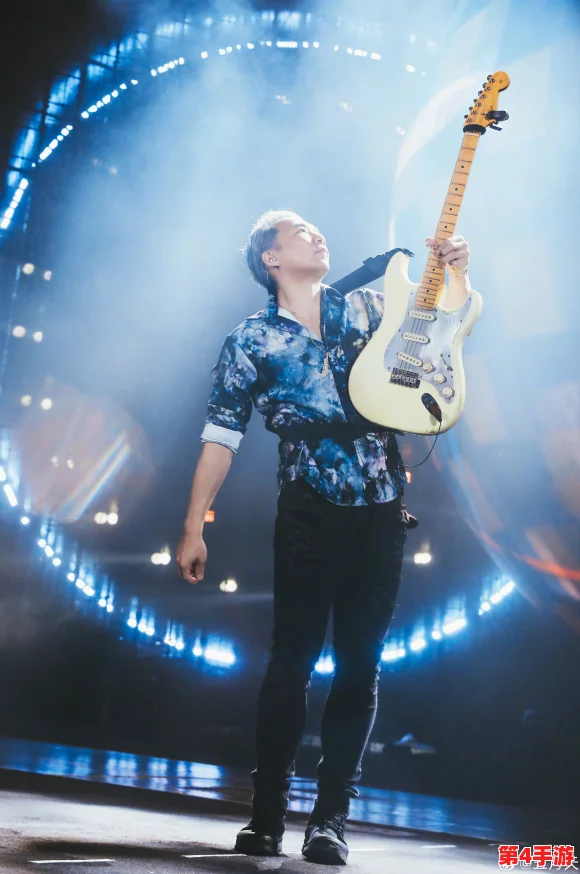 色婷婷五月天:探寻色彩与情感交织的美丽世界 色婷婷五月天:探寻色彩与情感交织的美丽世界