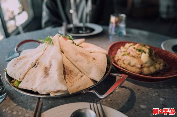 探寻桃源秘境：独家揭秘最新居民家常菜谱，品味深处人家的地道风味