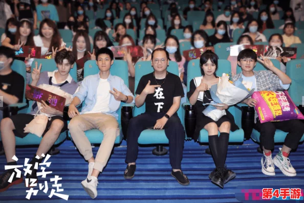 迷人瞬间：chinese超帅大一体育生的校园生活与挑战