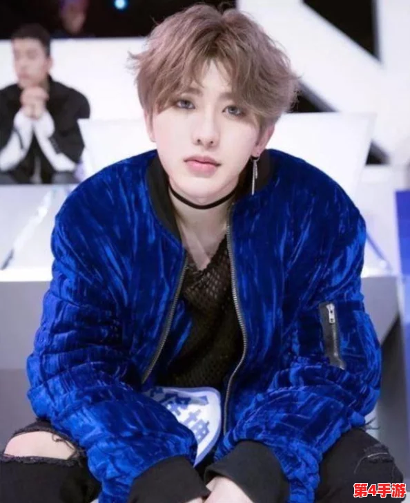 男生坤坤放进女生坤坤里开元，这个标题引发了对性别角色和情感关系的深刻思考，探讨了现代社会中男女之间的互动与理解