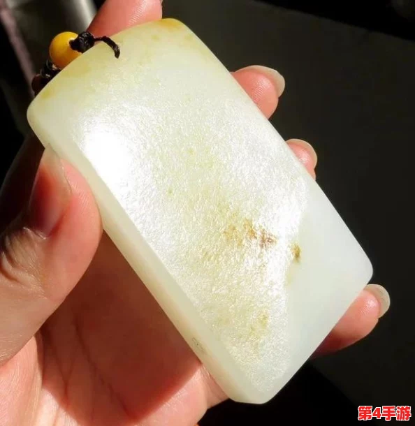猪的又细又长像钻头一样，网友表示“太形象了，简直是猪界的‘钻头专家’！”