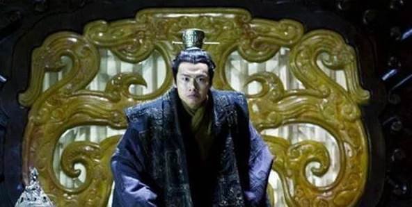 2024年度精选：万世镜尊享礼包兑换码全搜罗，独家推荐激活福利大放送