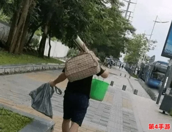 深度解析撒尿BBwBBwBBwBBW现象与其背后隐藏的社会心理影响