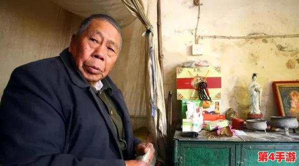 老村长Gay老人456老头,风烛残年却依然精神焕发,令人敬佩的传奇人物 老村长Gay老人456老头,风烛残年却依然精神焕发,令人敬佩的传奇人物