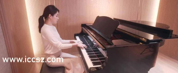 白丝校花被狂揉大胸照片,网友热议:美丽与性感的完美结合,引发众多点赞和讨论! 白丝校花被狂揉大胸照片,网友热议:美丽与性感的完美结合,引发众多点赞和讨论!