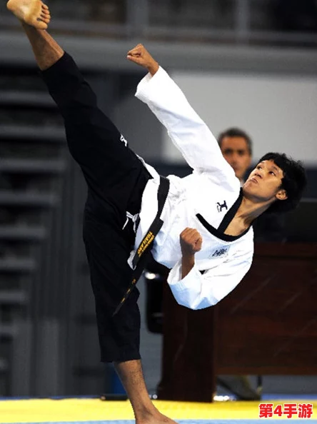 黑士ちゃんが的腿法娴熟脚法，近日在全国武术大赛中夺得冠军，引发广泛关注与讨论