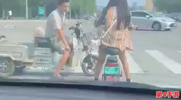 男ji大巴进入女人视频ai明星，网友评论：这是什么奇葩组合？难道真有这样的事情发生吗？太让人震惊了！