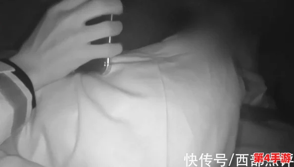 男模互摸隐私秘 部位，展现友谊和信任的深厚情感