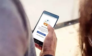 干逼软件：新一代社交应用引发用户热议，功能强大却遭遇隐私争议！