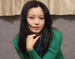 汤芳裸照引发热议，公众对隐私权与艺术表现的界限展开激烈讨论，社会反响不容小觑