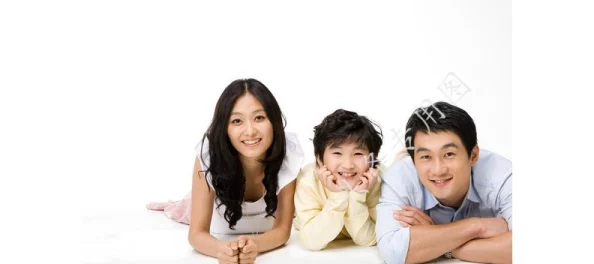女友的妈妈8：在家庭关系中如何平衡爱情与亲情，面对挑战时我们该如何应对？