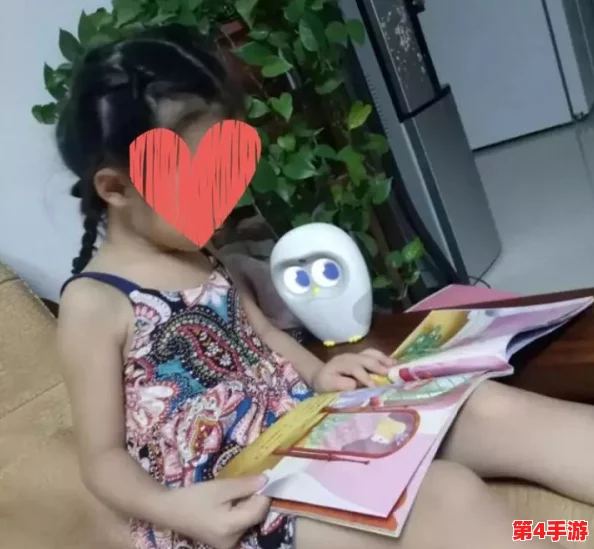 班长把两个奶球露出来给我玩玩,这种行为是否过于亲密,值得我们深思与讨论 班长把两个奶球露出来给我玩玩,这种行为是否过于亲密,值得我们深思与讨论