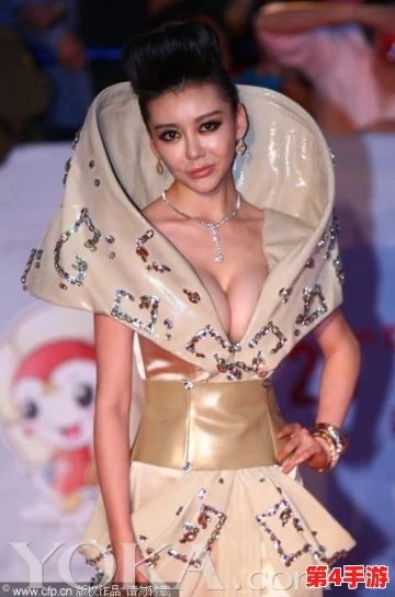 妲己爆乳一丝丝不挂的文化影响与现代女性形象塑造 妲己爆乳一丝丝不挂的文化影响与现代女性形象塑造