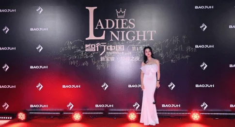 探花迎战外围高端女神,展现魅力与智慧的较量,引发热议与关注,谁能在这场对决中脱颖而出? 探花迎战外围高端女神,展现魅力与智慧的较量,引发热议与关注,谁能在这场对决中脱颖而出?