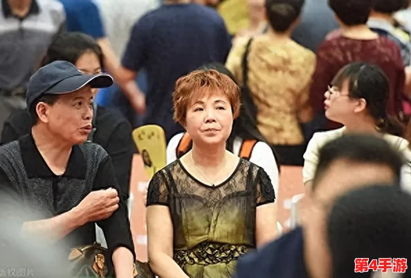 怎么喂老公吃小兔兔？网友曝出夫妻间的甜蜜互动，竟然还引发了邻居们的围观和热议！