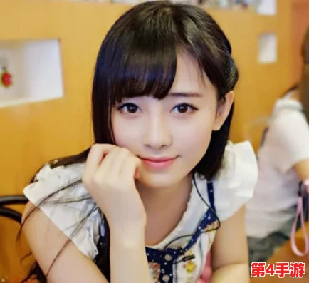 无套内谢大学处破女，校花被曝与多名男生有染，细节曝光引发网友热议