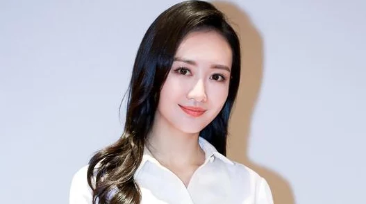 撕开胡桃内衣 挤奶在线观看：揭示短视频平台如何影响青少年观念的变化与社会文化的融合