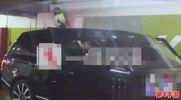 男女车文:男星开豪车接女友,却被曝与助理私会多次 男女车文:男星开豪车接女友,却被曝与助理私会多次