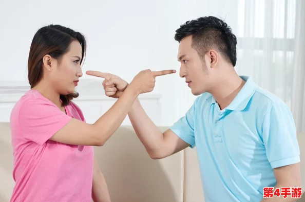 男女一起差差差：解析当代年轻人的亲密关系与社交心理，如何提升沟通与理解能力的有效方法