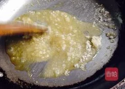 独家揭秘：法式鹅肝的优雅获取途径，搭配芒果卷的美味秘籍大公开！