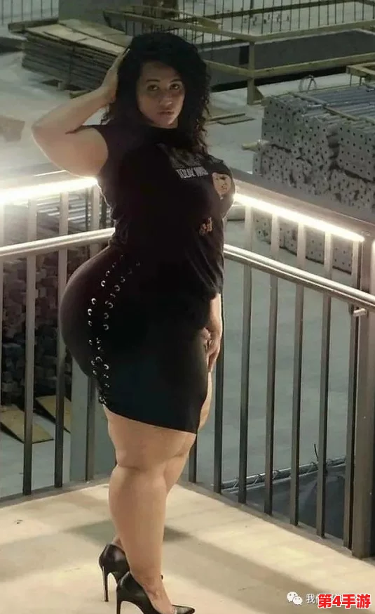 胖老太BBwBBWBBW:网友热议这一现象,认为社会对身材的包容度仍需提升,呼吁更多正能量传播 胖老太BBwBBWBBW:网友热议这一现象,认为社会对身材的包容度仍需提升,呼吁更多正能量传播