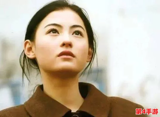 张柏芝黑森林毛毛图片高清：曝八卦消息，网友疯传她与神秘男子密会，引发热议